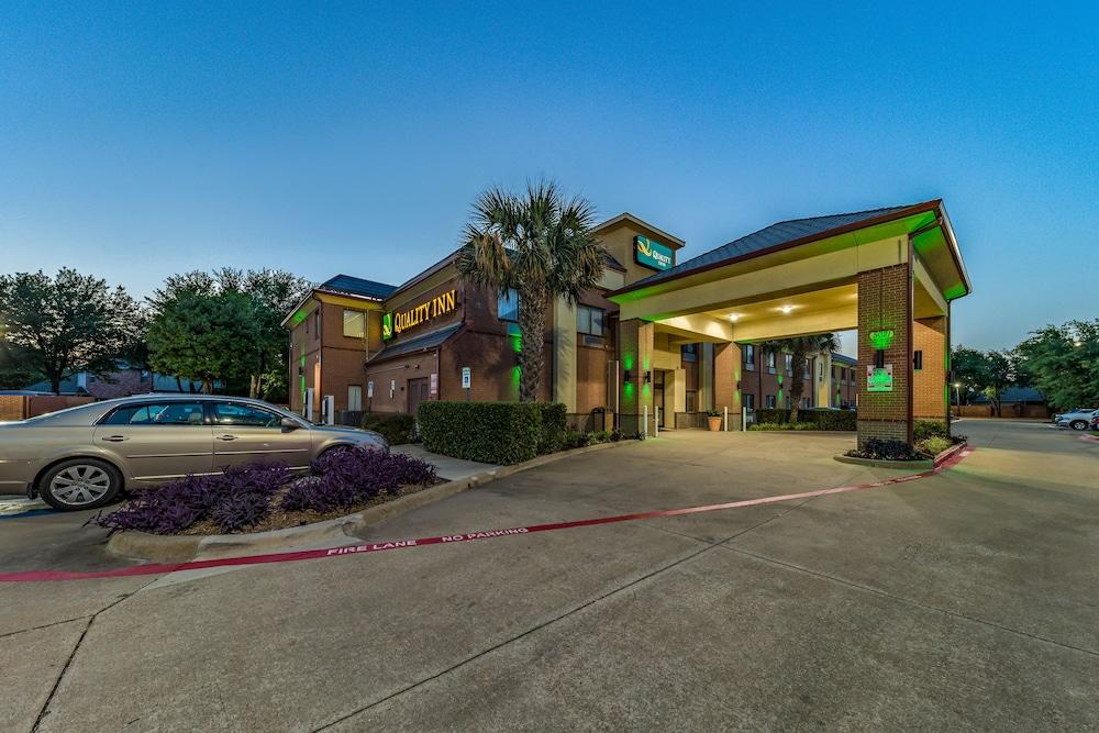 Quality Inn West Plano - Dallas Buitenkant foto
