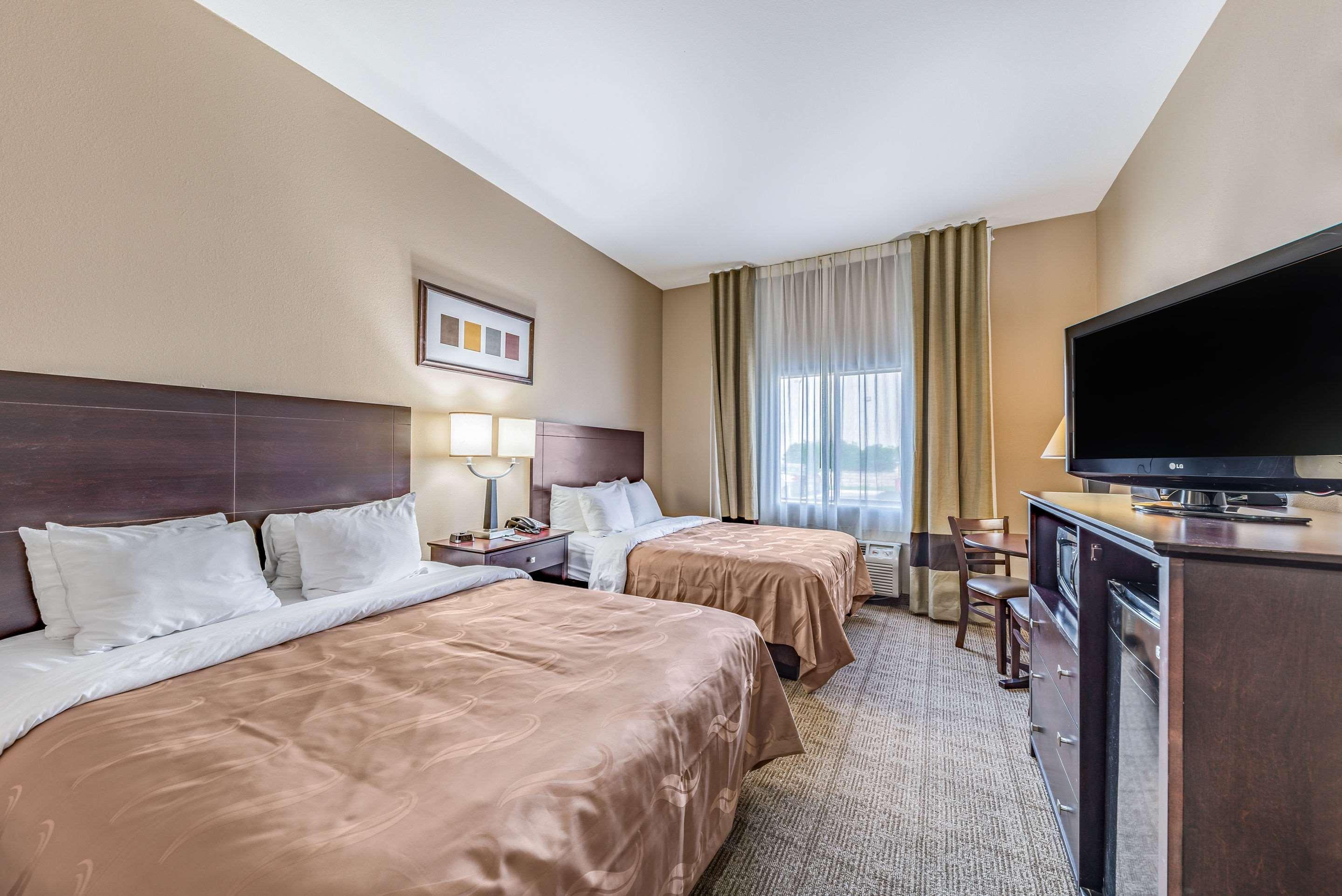 Quality Inn West Plano - Dallas Buitenkant foto
