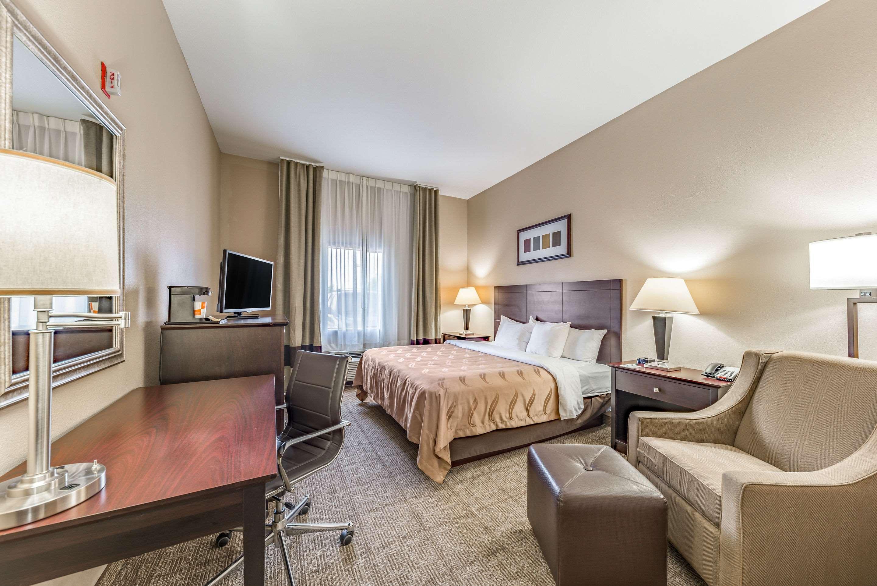 Quality Inn West Plano - Dallas Buitenkant foto