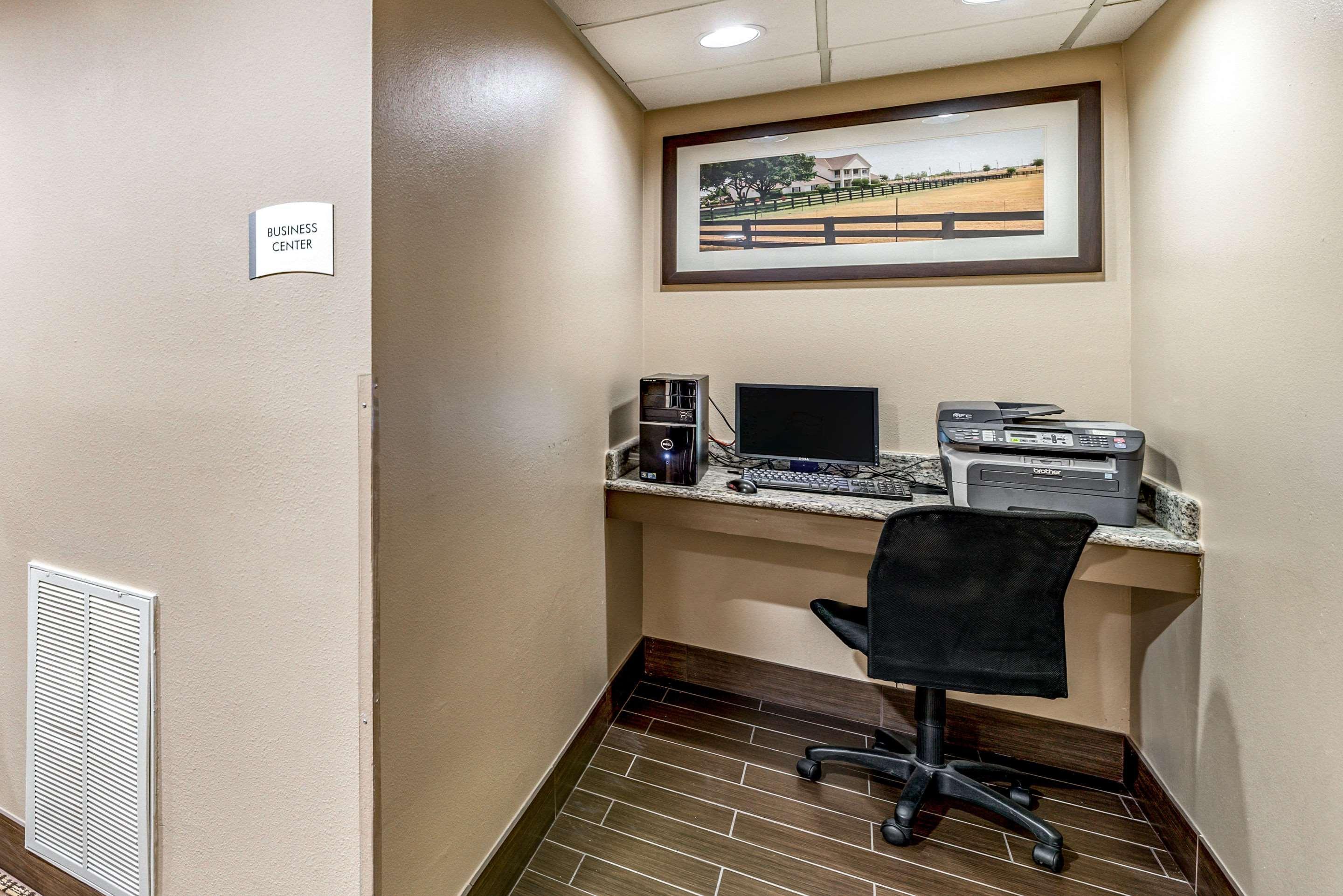 Quality Inn West Plano - Dallas Buitenkant foto