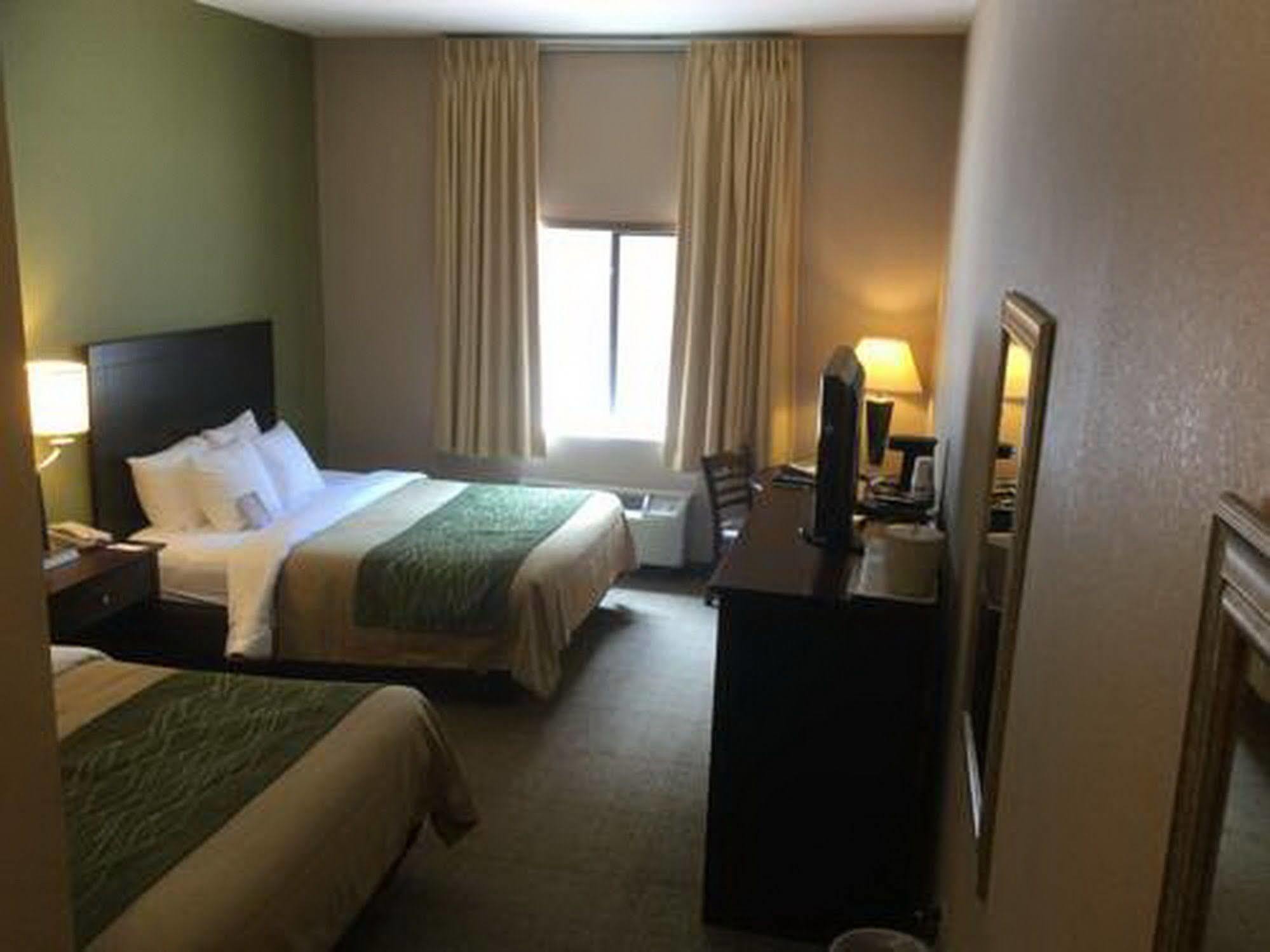 Quality Inn West Plano - Dallas Buitenkant foto